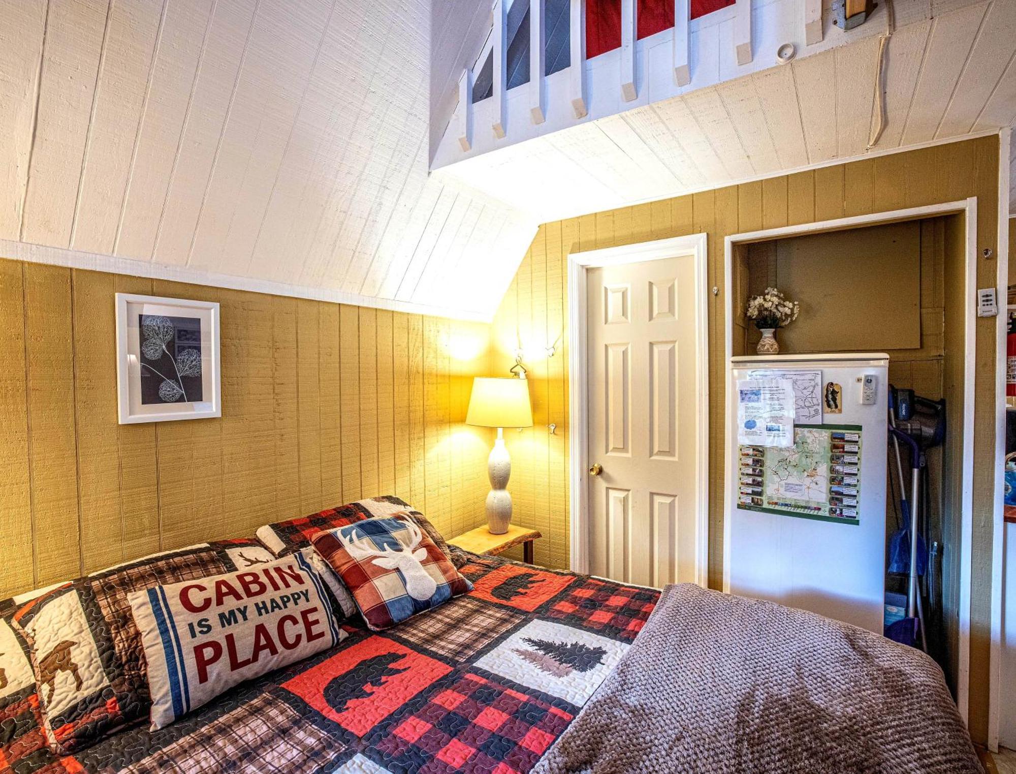 Bear Creek Lodge And Cabins In Helen Ga - Pet Friendly, River On Property, Walking Distance To Downtown Helen Exterior foto