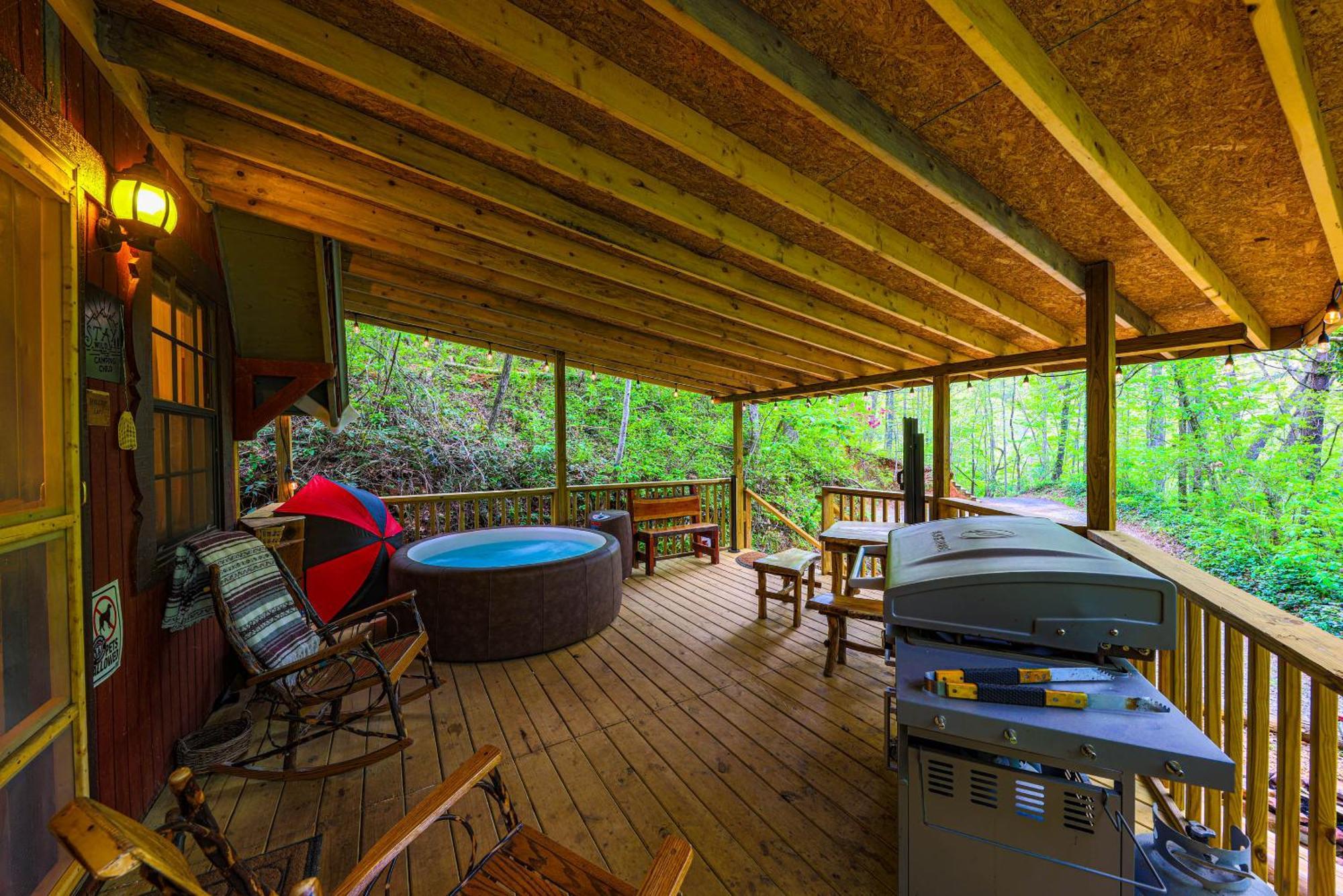 Bear Creek Lodge And Cabins In Helen Ga - Pet Friendly, River On Property, Walking Distance To Downtown Helen Exterior foto