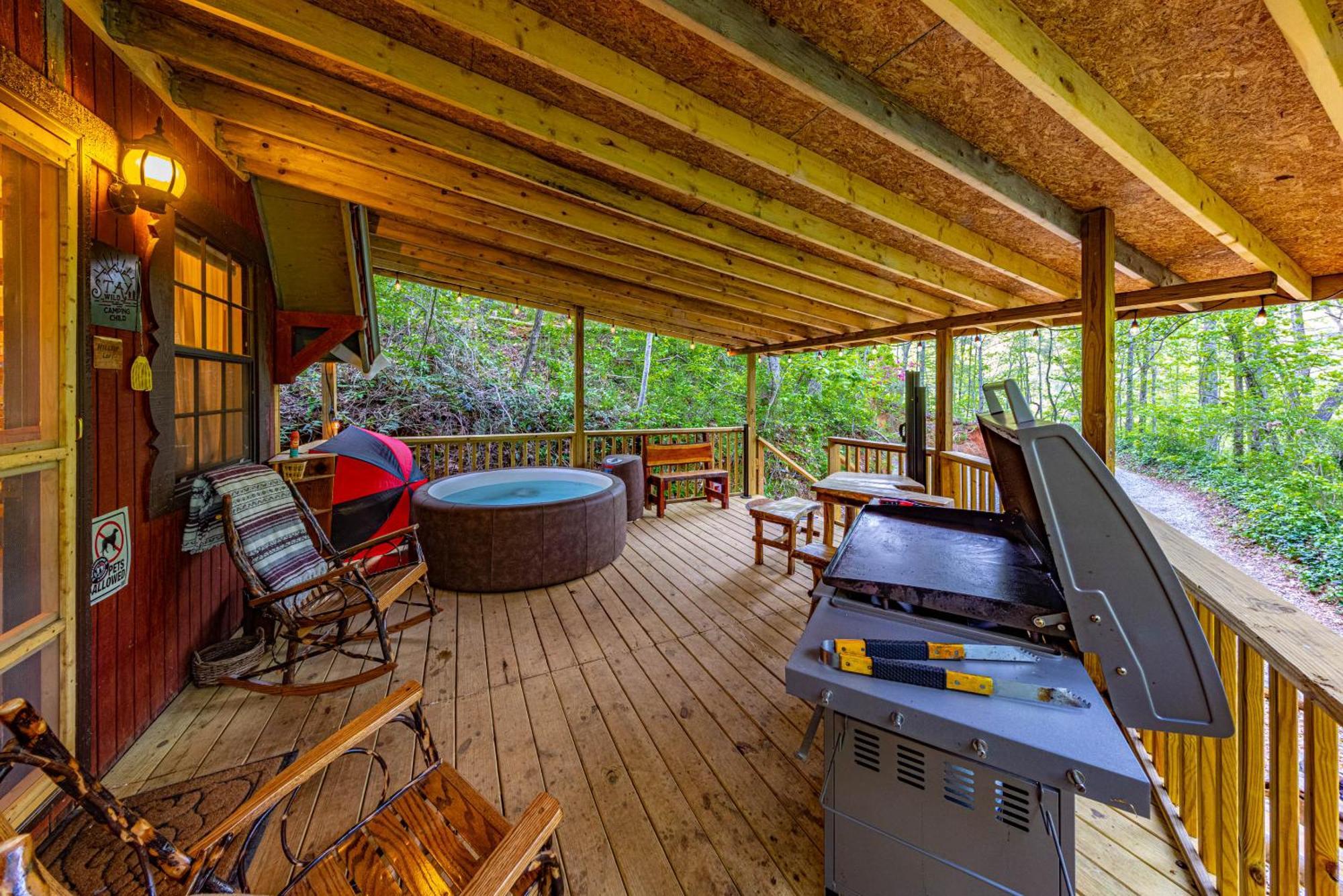 Bear Creek Lodge And Cabins In Helen Ga - Pet Friendly, River On Property, Walking Distance To Downtown Helen Exterior foto